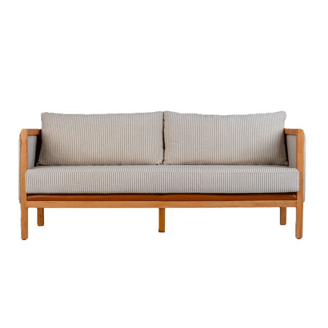 Sofá gris con marco de madera